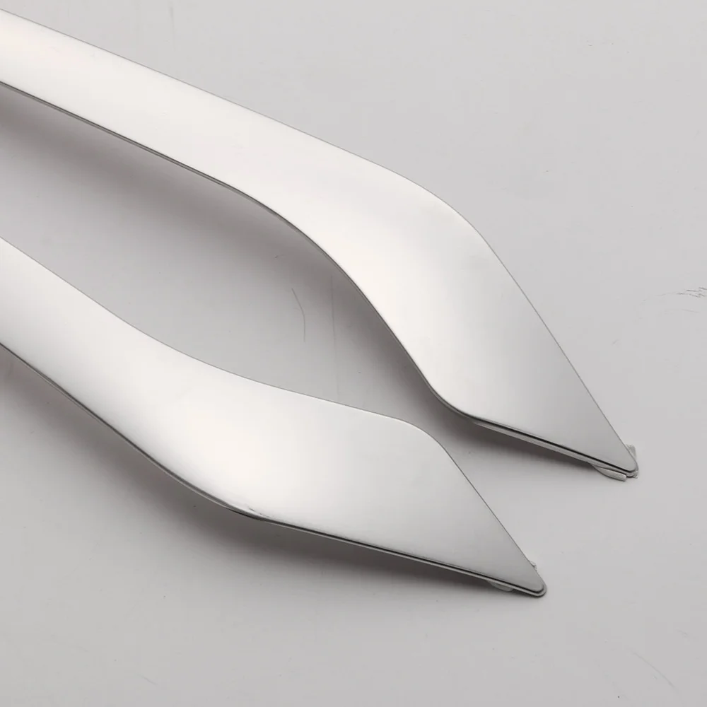 2 قطعة شعار السيارة الأمامي شريط الكسوة السفلي لتويوتا كامري 70 2017 الفولاذ المقاوم للصدأ الكروم اكسسوارات السيارات التصميم حامي ملصقات #5