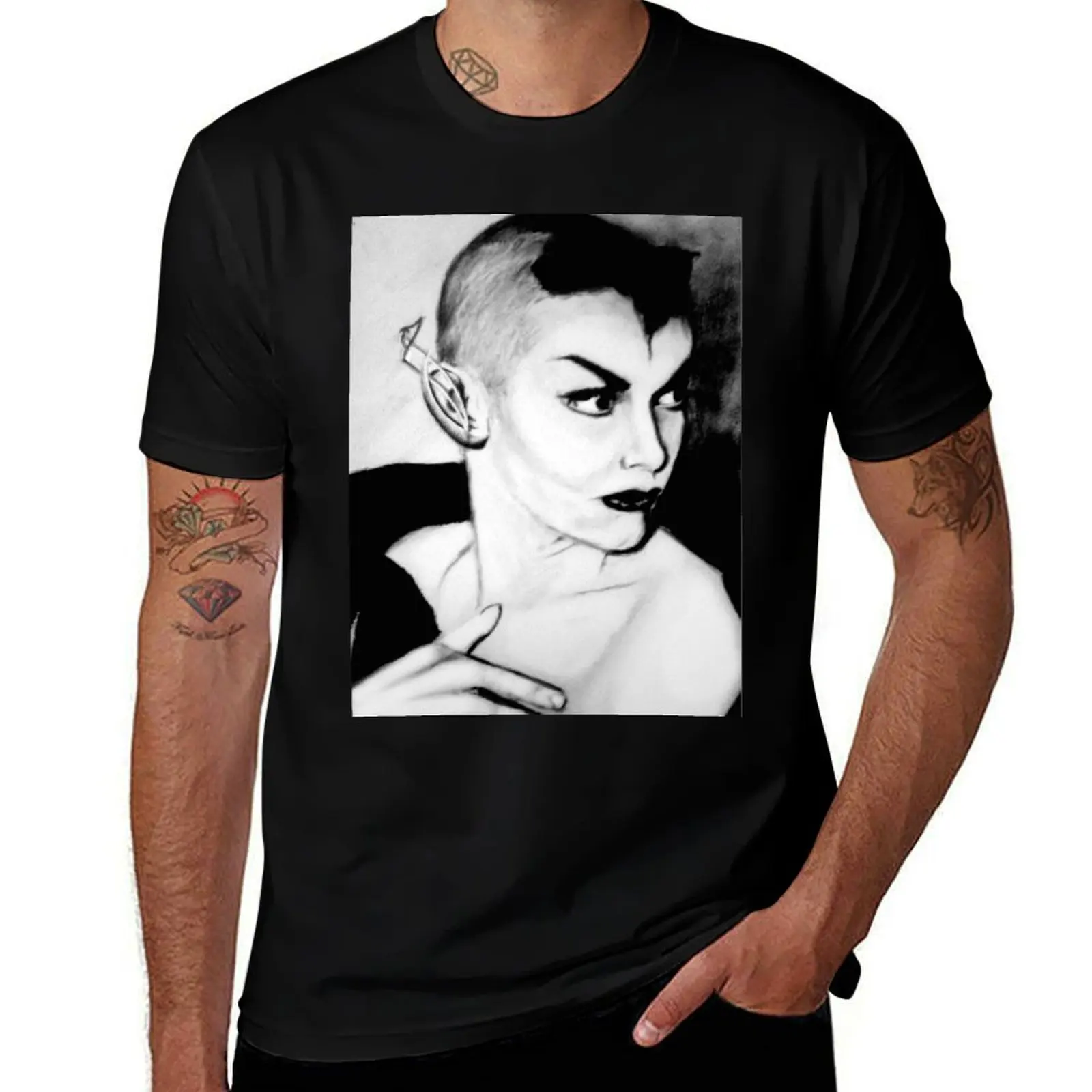 

Maila Nurmi as Vampira T-Shirt Holiday Party T-Shirt for Men