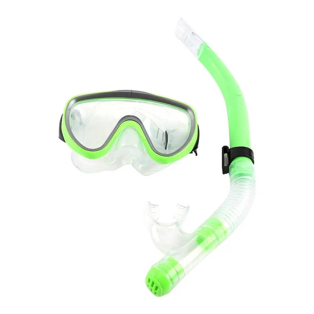 

Water Sports Diving Snorkeling Mask Set with Adjustable Buckles and Underwater Breathe Tube - Swim and Dive with Ease!