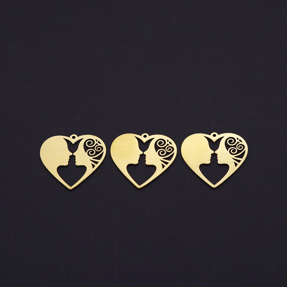 3pcs Stainless Steel Hollow Round Charms Abstract Face Heart Floral Pendant for DIY Jewelry Making Earrings Necklace Accessories