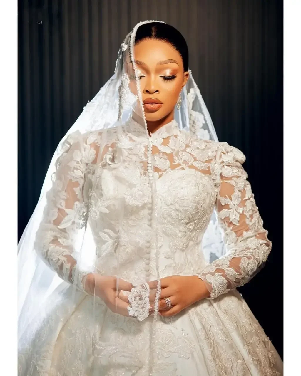 Customized Modest High Collar Plus Size Muslim Wedding Dresses Robe De Mariee Lace Long Sleeves Ballgown Bridal Gowns