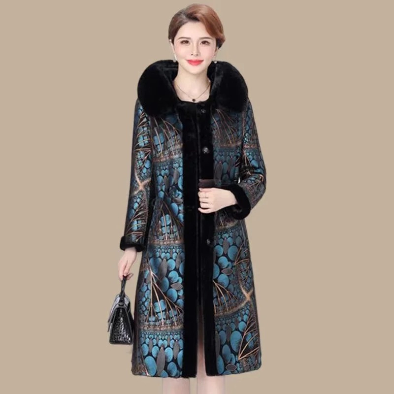 7XL High Quality Fur Coat Women Two Sides Wear 2024 Mother\'s Coat Thick Warm Long Jacket With Hood Liner Plush Coat Fur Collar