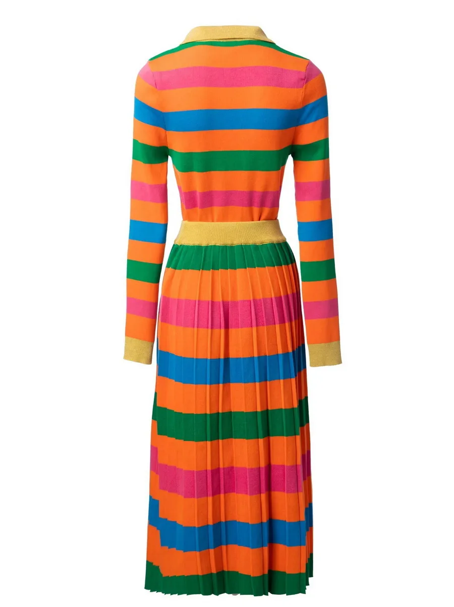 Neue Damenbekleidung für den Winter 2025, langärmeliger gestreifter Pullover, Faltenrock, modischer Strickanzug