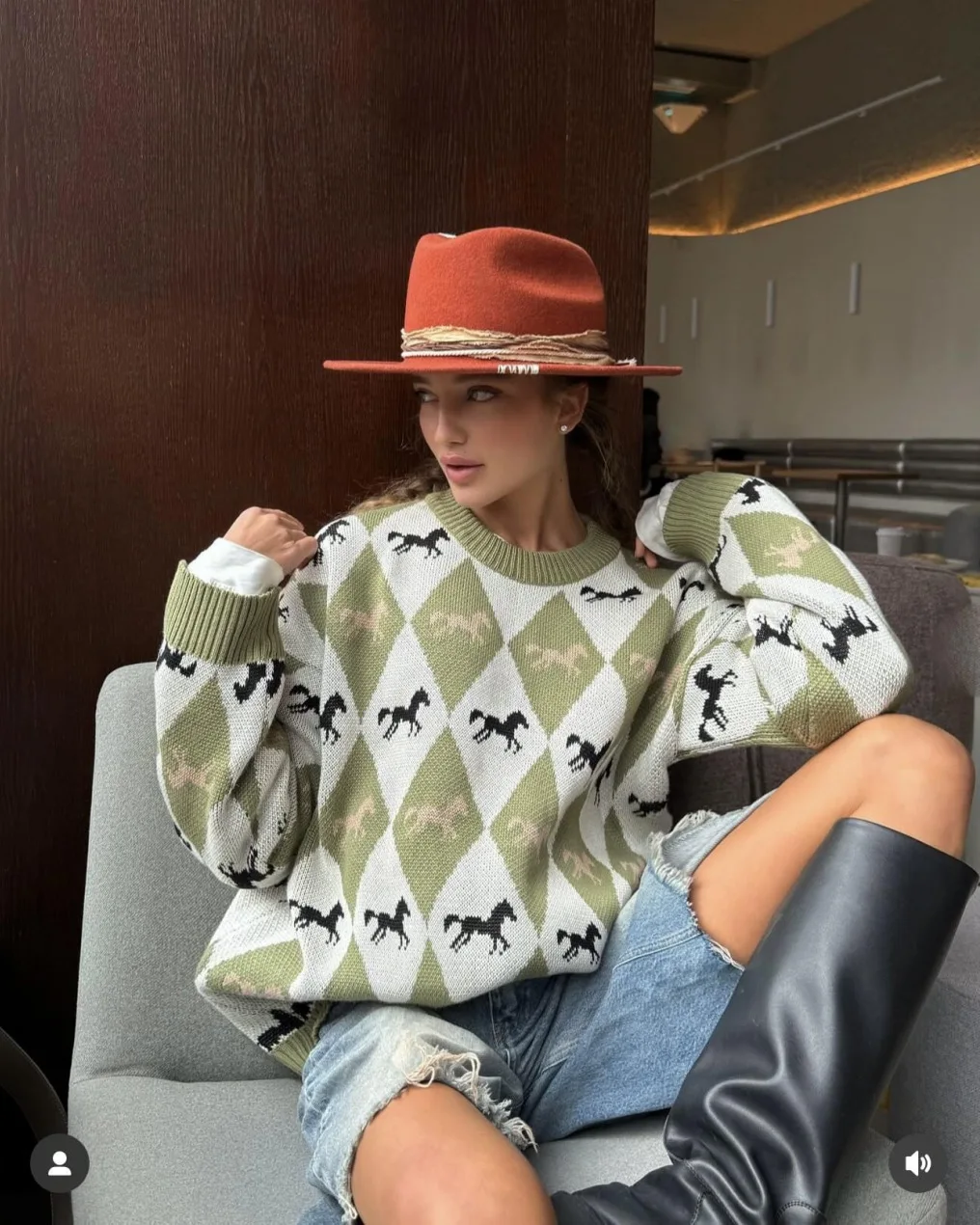 Zekye autumnwinter round neck sweater jacket long sleeved knitted sweater versatile contrasting color jacquard top for outerwear