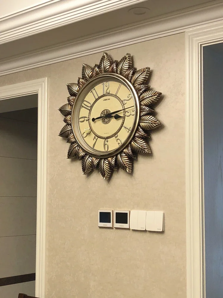American wall clock living room home atmosphere creative mute wall watch modern minimalist fashion light luxury clock