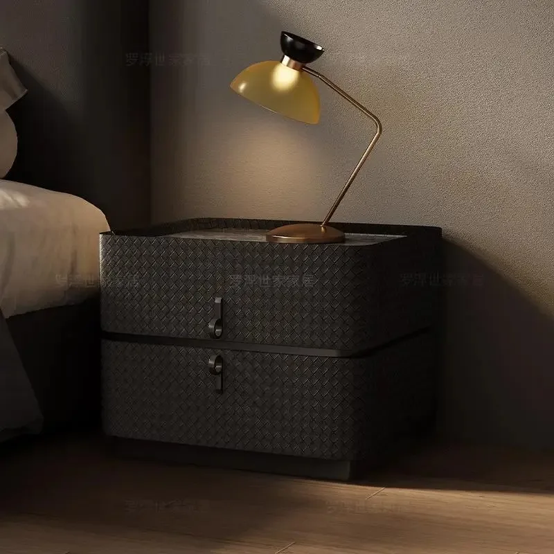

Creative Aesthetic Nightstand Vintage Luxury Italian Drawers Cheap Bedside Table Modern Trendy Mesa De Cabeceira Home Products