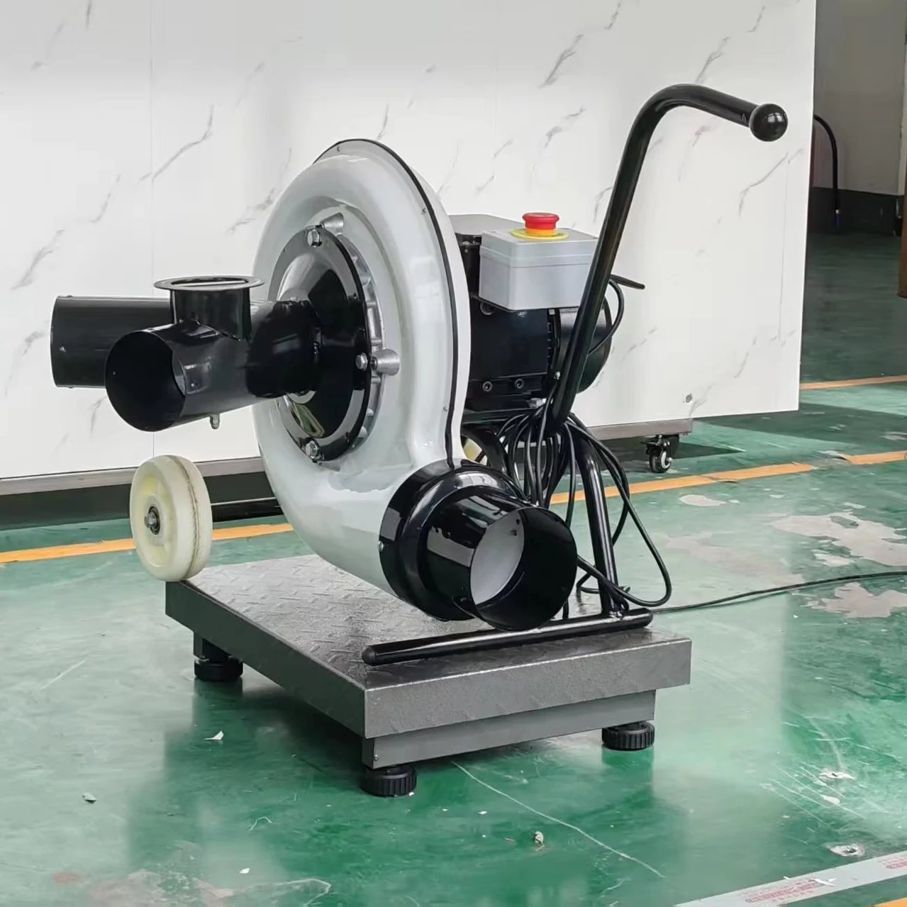 

Fengshen Portable Dual Hose Auto Repair Vacuum Cleaner Mobile Dust Collector for Vehicle Workshop Equipment