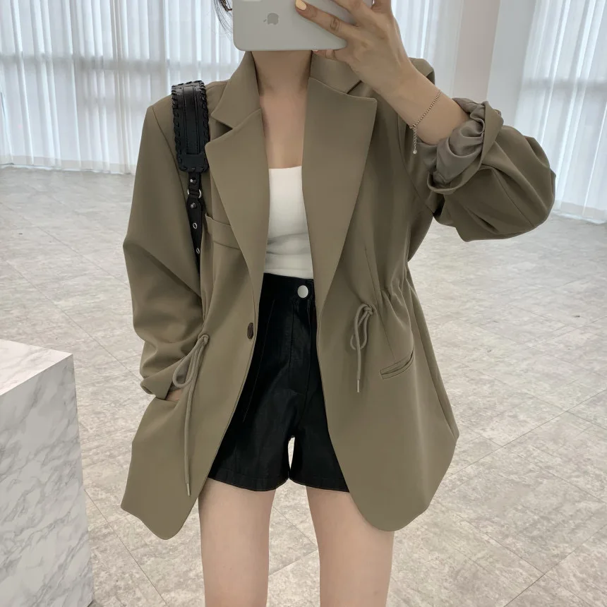 2024 Autumn New Retro Luxury Style Flip Collar One Button Drawstring Lace up Waist Waist Waist Long Sleeve Suit Coat for Women W