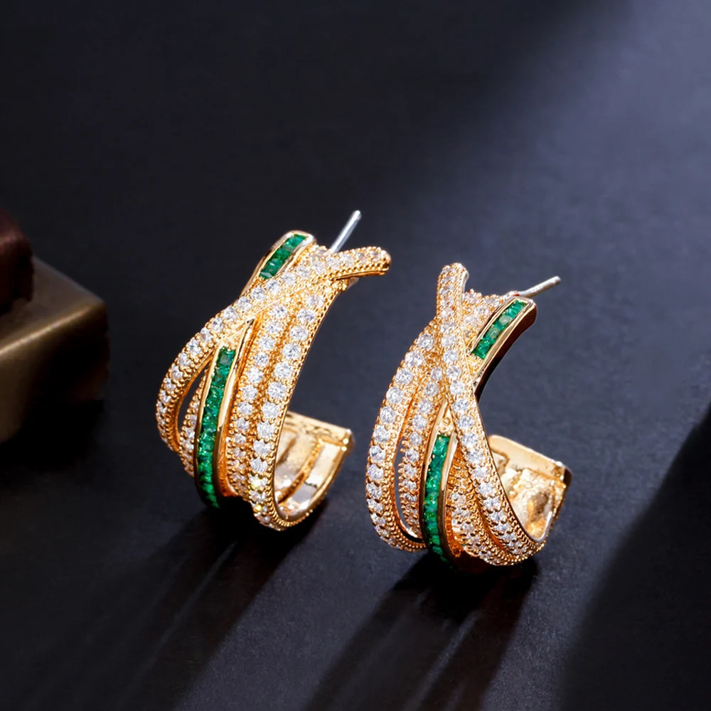 

ThreeGraces Elegant Green Cubic Zirconia Small Geometric Twisted Hoop Earrings for Women Gold Color Chic Party CZ Jewelry ER924