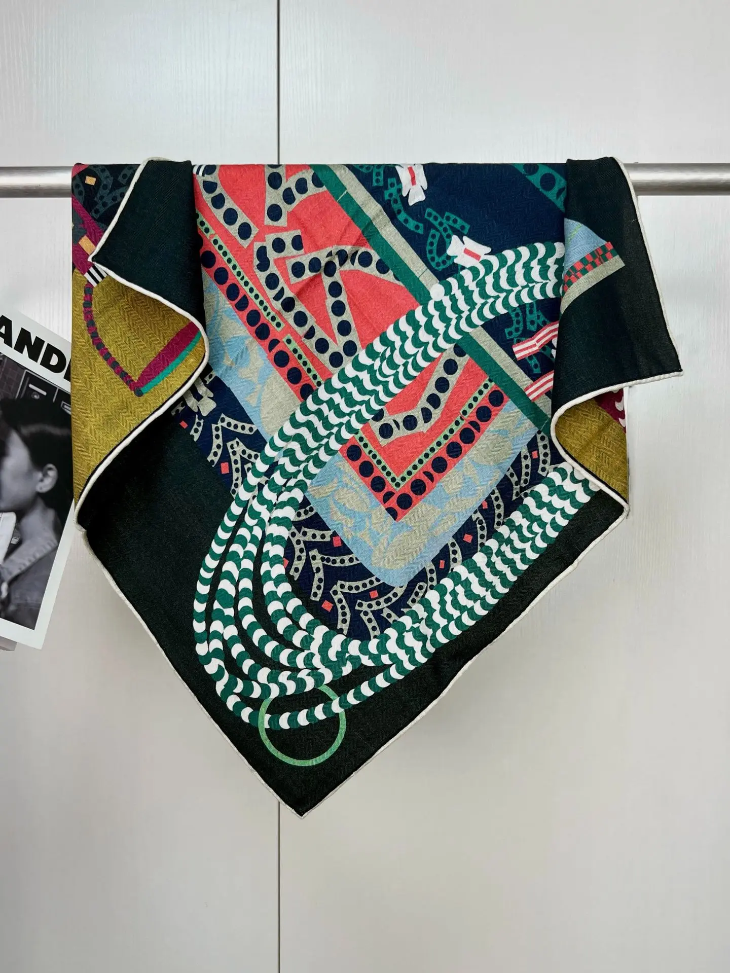 

Double printing Silk Wool Scarf 65CM Women Square Bandanas Rollerd Edges Shawls Winter Brand Small Scarves Mother Lover Gift