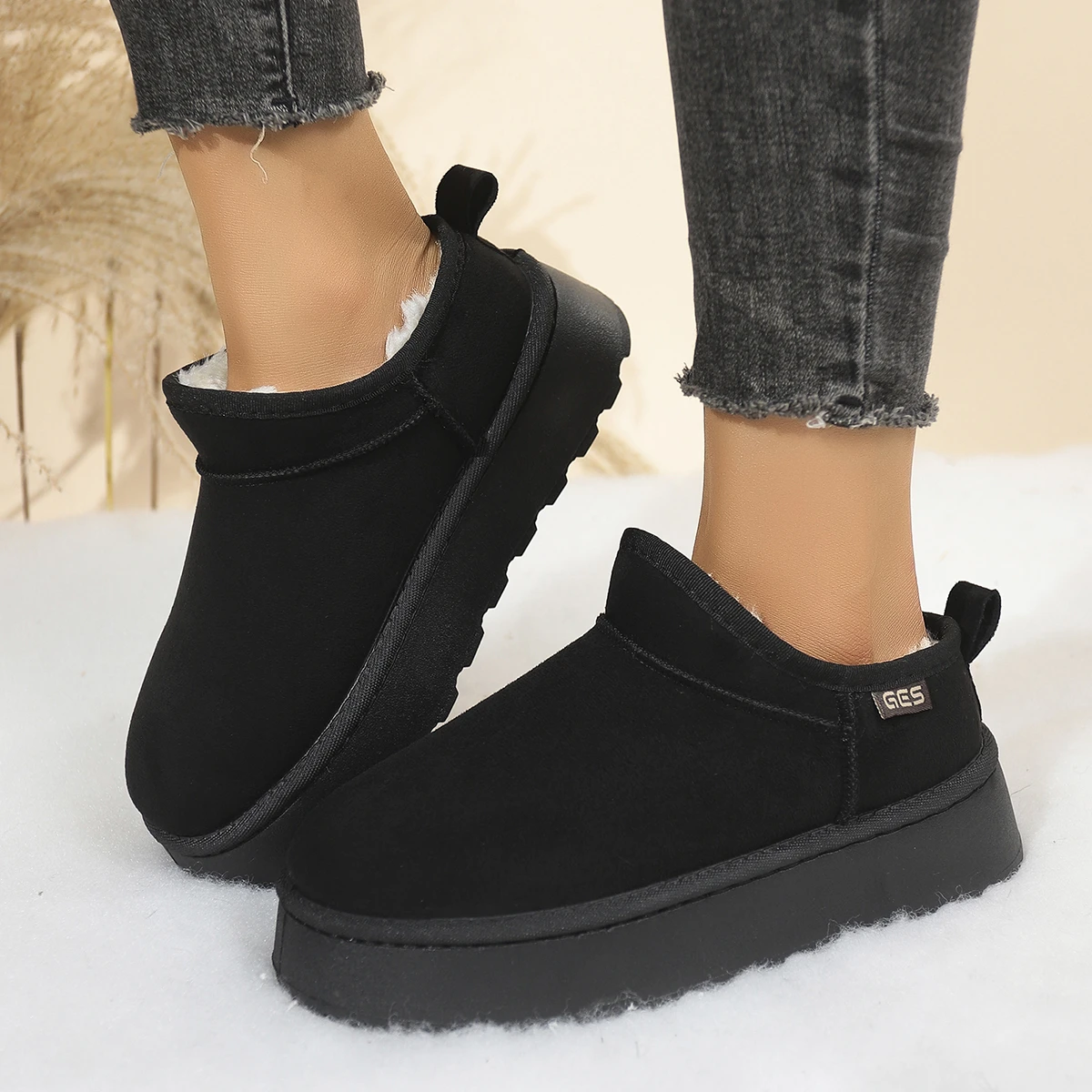 Winter Women Thermal Insulated Platform Snow Boots Faux Suede Non Slip Faux Fur Lined Casual Outdoor Daily Walking Shoes - view 3