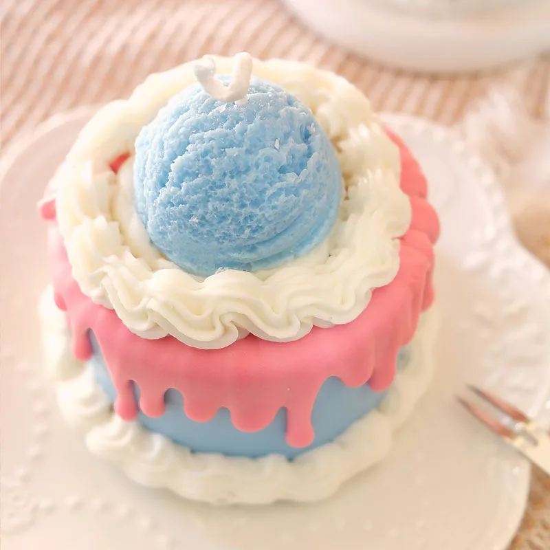 Cake Shape Scented Candles Creative Candles Handmade Soy Wax Cake Candles view 2