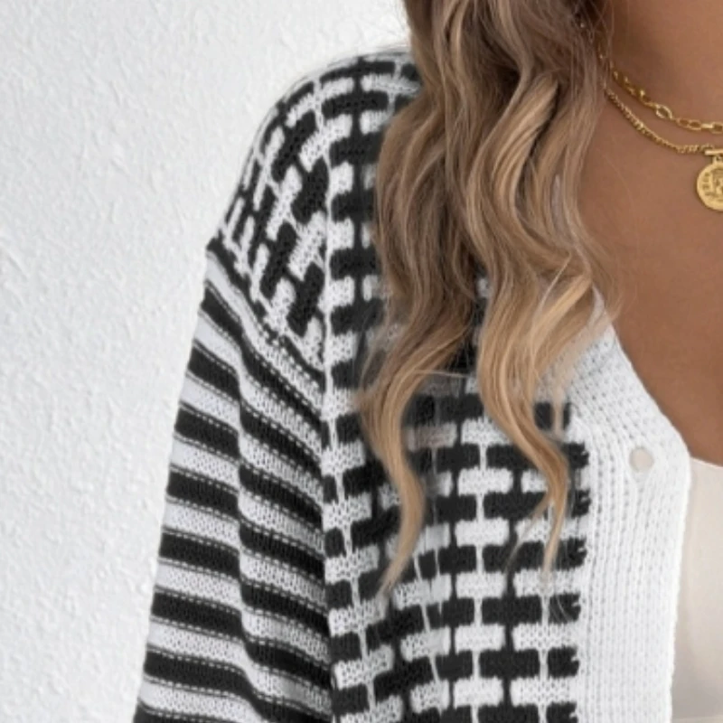 

Colorful Striped Knitted Cardigan Women Fashion Autumn Winter V-neck Short Sweater Female Single-breasted Tops Women's Clothing