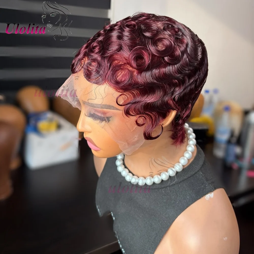 Premium Lockige Pixie-Cut 13x4 Lace Frontal Perücke aus Echthaar 99J 180% Dichte Kurze 6 Zoll geschichtete lockige Perücke ohne Klebstoff für Frauen – Detail 7