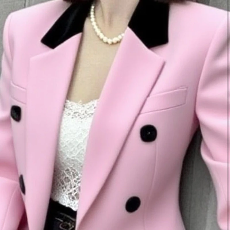 سترة نسائية وردية بقصة ضيقة سترة رسمية للعمل المكتبي مع جيوب سترة قصيرة فاخرة للسيدات 2026