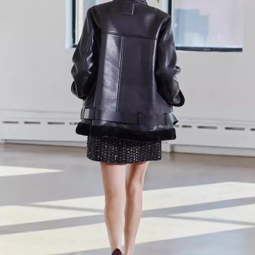 เสื้อโค้ทหนังและขนสัตว์สองด้านสำหรับผู้หญิงแขนยาวคอปกใหม่ฤดูใบไม้ร่วงฤดูหนาวแฟชั่นสตรีททรงหลวม