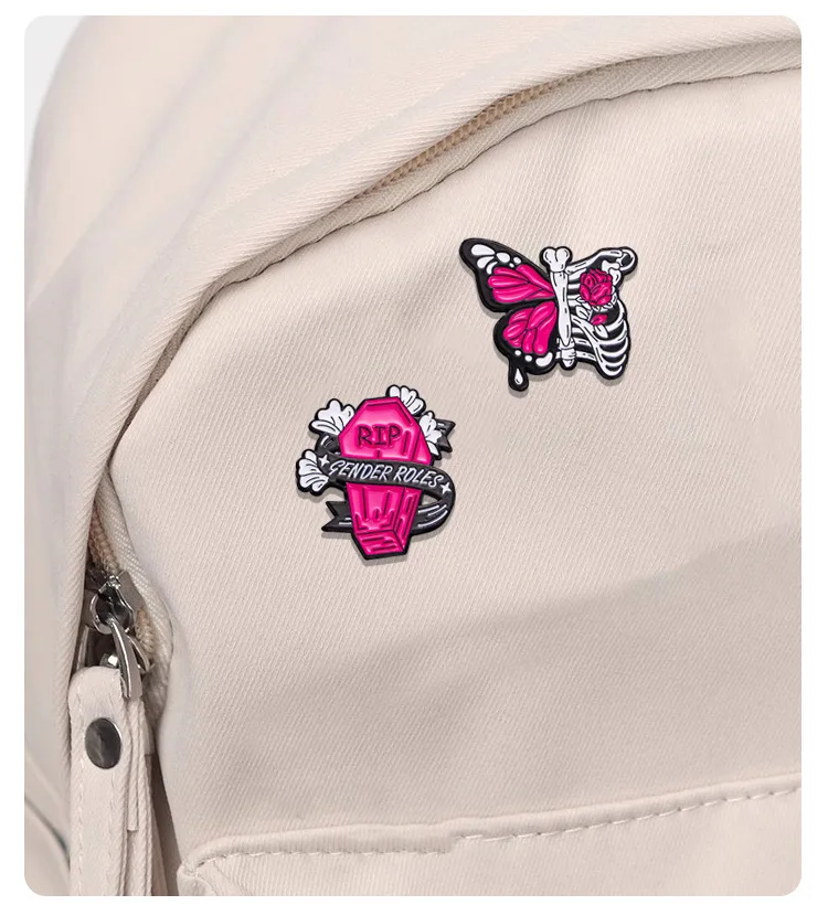 HeYe الأوروبية والأمريكية عيد الهالوين الوردي الجمجمة سلسلة شارة، الملابس، قبعة، حقيبة الظهر، وحقيبة، ومجموعة هدايا بروش - 4 قطع #5