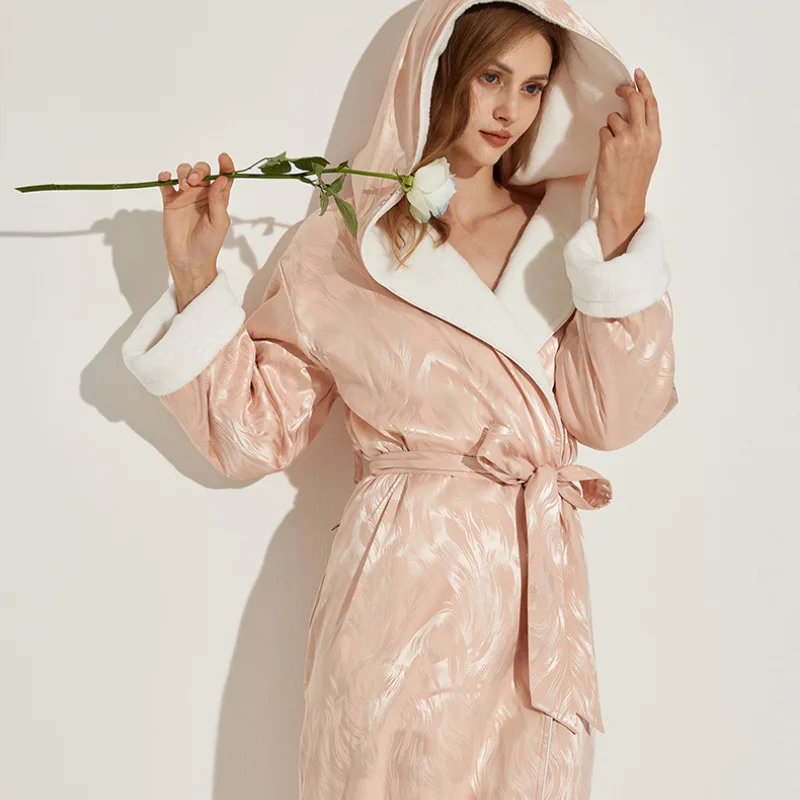 

Thicken Flannel Women Hooded Robe Long Bathrobe Kimono Gown Luxury High-End Sleewpear Home Dress Autumn Winter New Lounge Wear