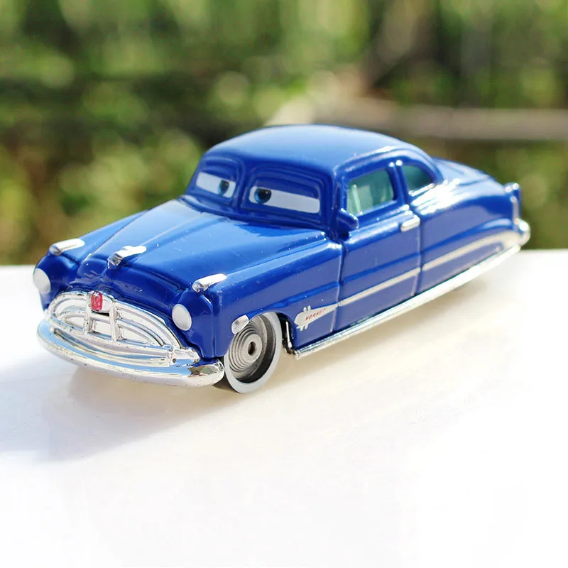 ▍ Neues Pixar Cars 3 Lightning McQueen Rennfahrzeug Familie Jackson Storm Ramirez 1:55 Druckguss-Metalllegierung Kinderspielzeugauto