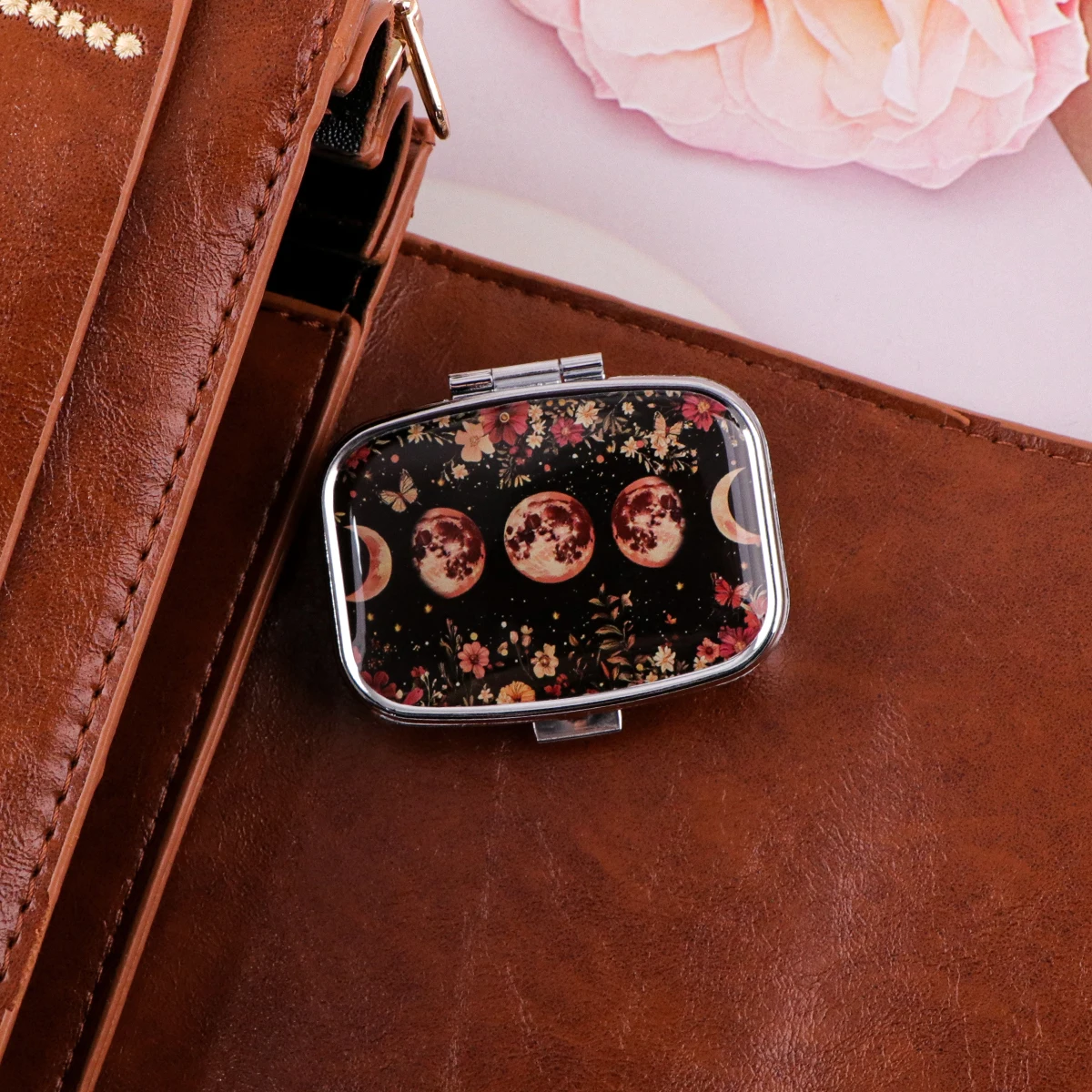 Cute Dog Mini 2-Compartment Pill Box