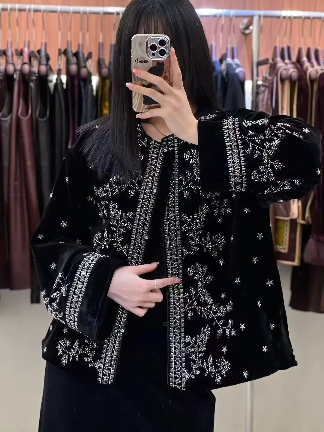 Autumn Exclusive Design New Chinese Style O-Neck Silk+Velvet Fabric Exquisite Embroidery+Beading Design Women Coat S-XL