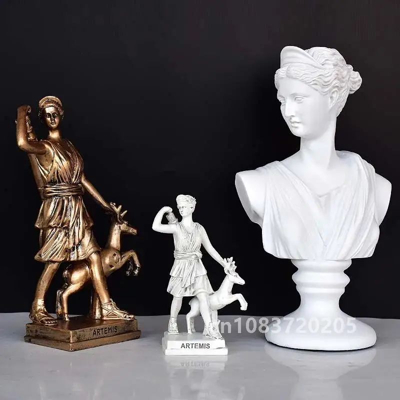 Moon hunting goddess Artemis sculpture European retro bar Decor photo props ancient Greek goddess resin statue home decor gifts