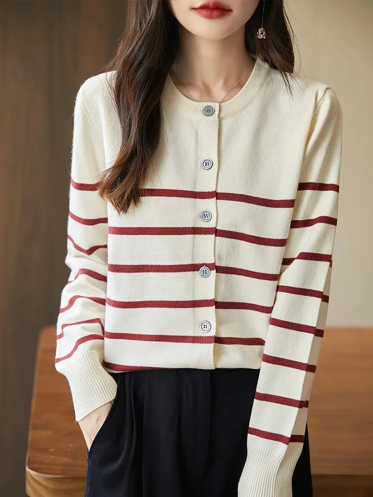

Модный полосатый свободный круглый вязаный свитер, черно-белая верхняя одежда, кардиган, повседневный корейский универсальный осенний зимний свитер...