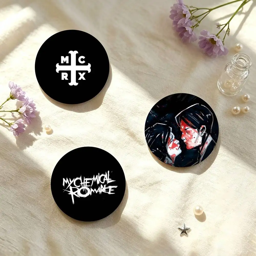 M-My Chemical R-Romance Rock Band 25mm 32mm 44mm 58mm 75mm Brooches Badges Pins for Accessories Gift