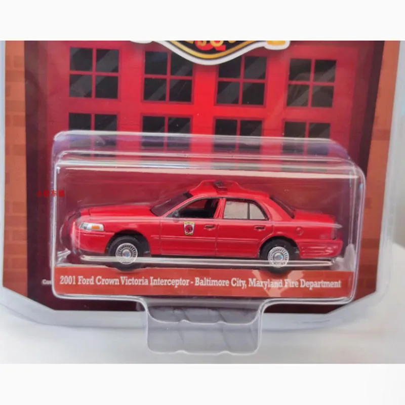 GreenLight 1:64 2001 Ford Crown Victoria Interceptor Fire Department Alloy Car Model Classics Adult Souvenir Gift Static Display