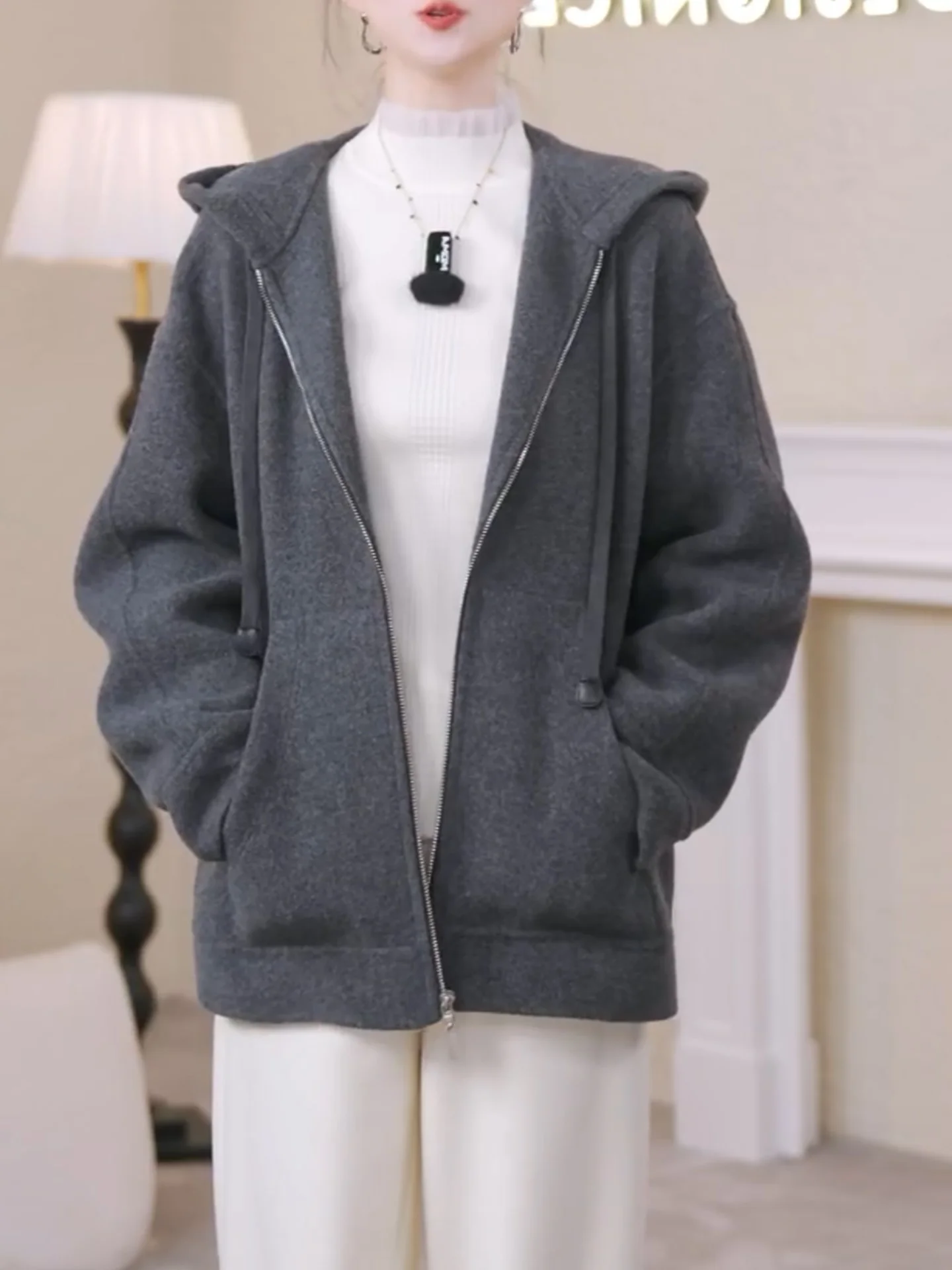 

Свободный крой, толстовка на молнии с капюшоном, женская куртка больших размеров, модная осенне-зимняя Новое поступление, корейская верхняя одежда