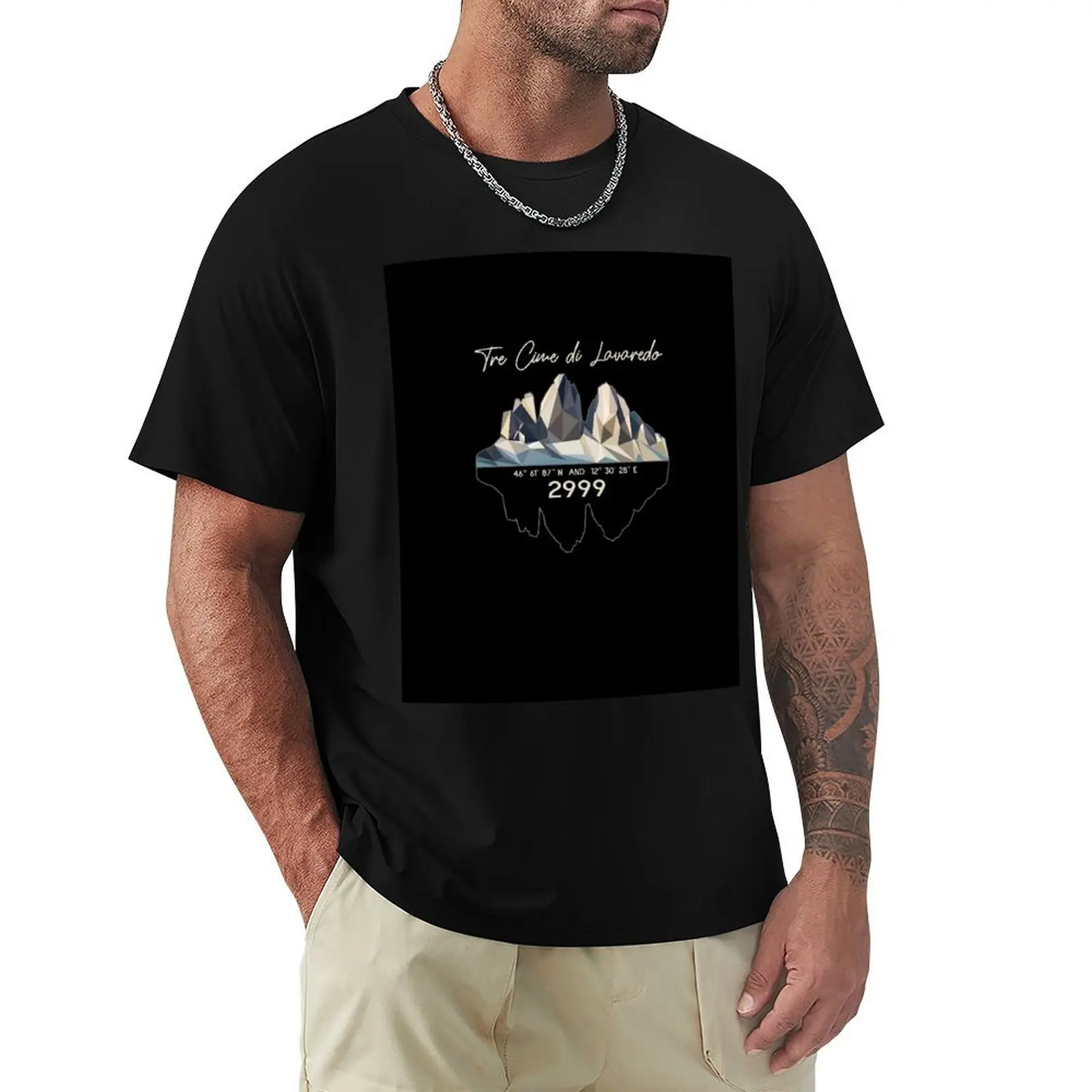 

Tre Cime di Lavaredo Three Peaks Dolomites South Tyrol Italy Mountains Hiking Souvenir T-Shirt Christmas Theme Tee Top