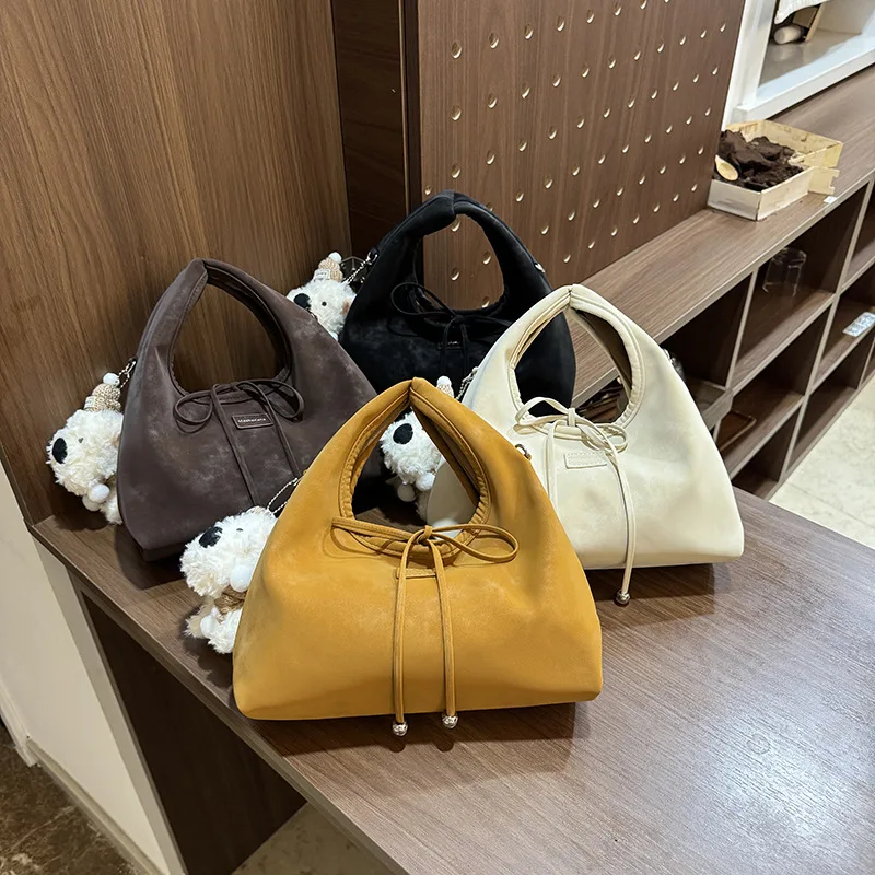 2025, nieuwe vintage suède mini-tas voor dames, zachte schoudertas, retro handtas met verenlicht, chic en compact