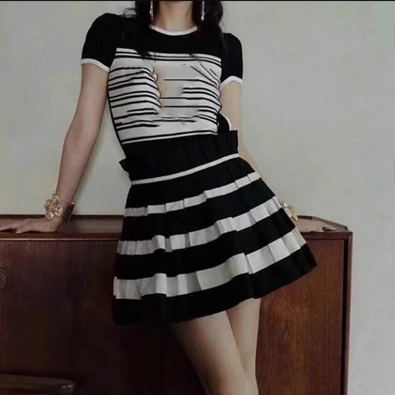 

Women's Pleated Mini Skirt Short Skirts for Women 2023 Summer Sexy Mini Striped Skirt