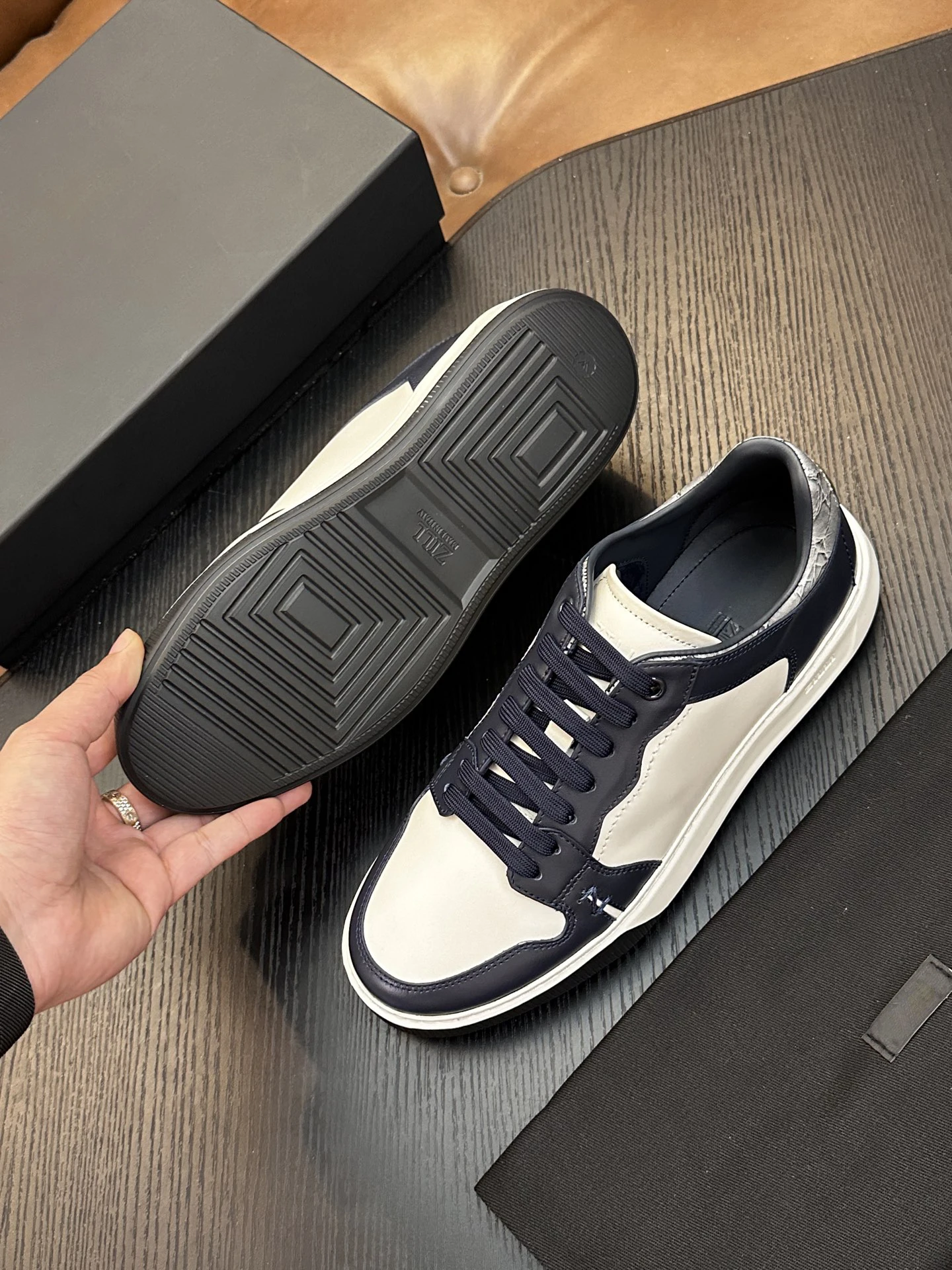 BLLIYOSS Men Shoes Calf leather stitching leather Sports comfort High-Quality outdoors Men European Old Money newly rich 39-44