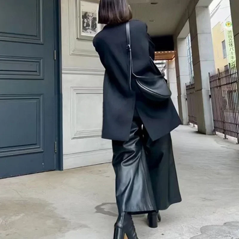 2022 Autumn and Winter Small Silhouette Loose Fashionable Black Wool Casual Suit Jacket Women Blazer