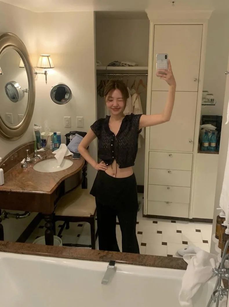 ハイウエスト ドレープ ワイドレッグパンツ レディース デザインセンセーション トラウザーズ フロア丈 カジュアルパンツ 通勤 スタイリッシュ シンプル ファッション