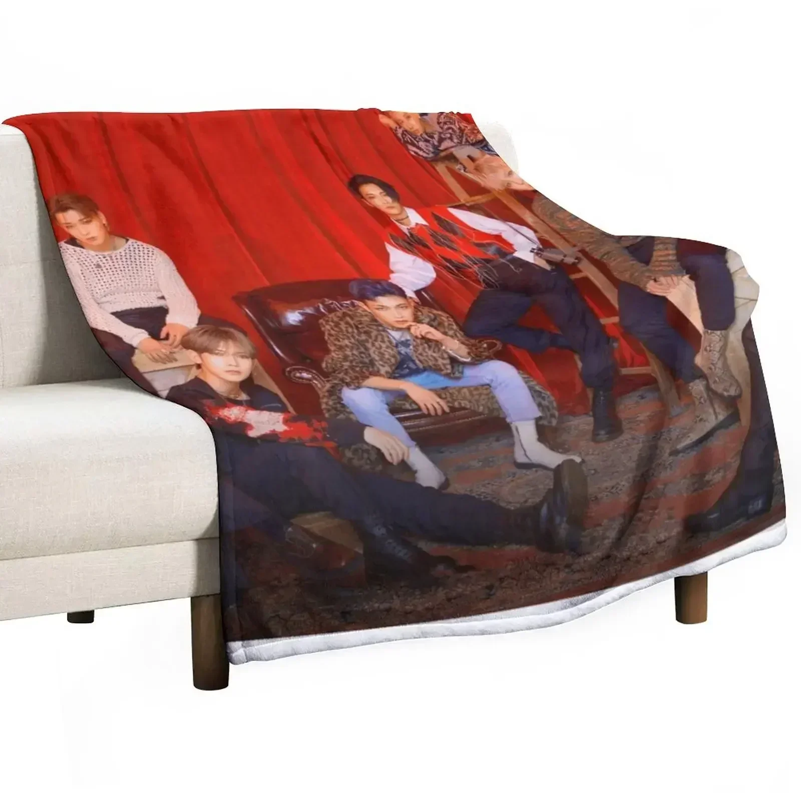 

ATEEZ WONDERLAND Throw Blanket Giant Sofa Blankets For Bed Multi-Purpose Hairy Blankets