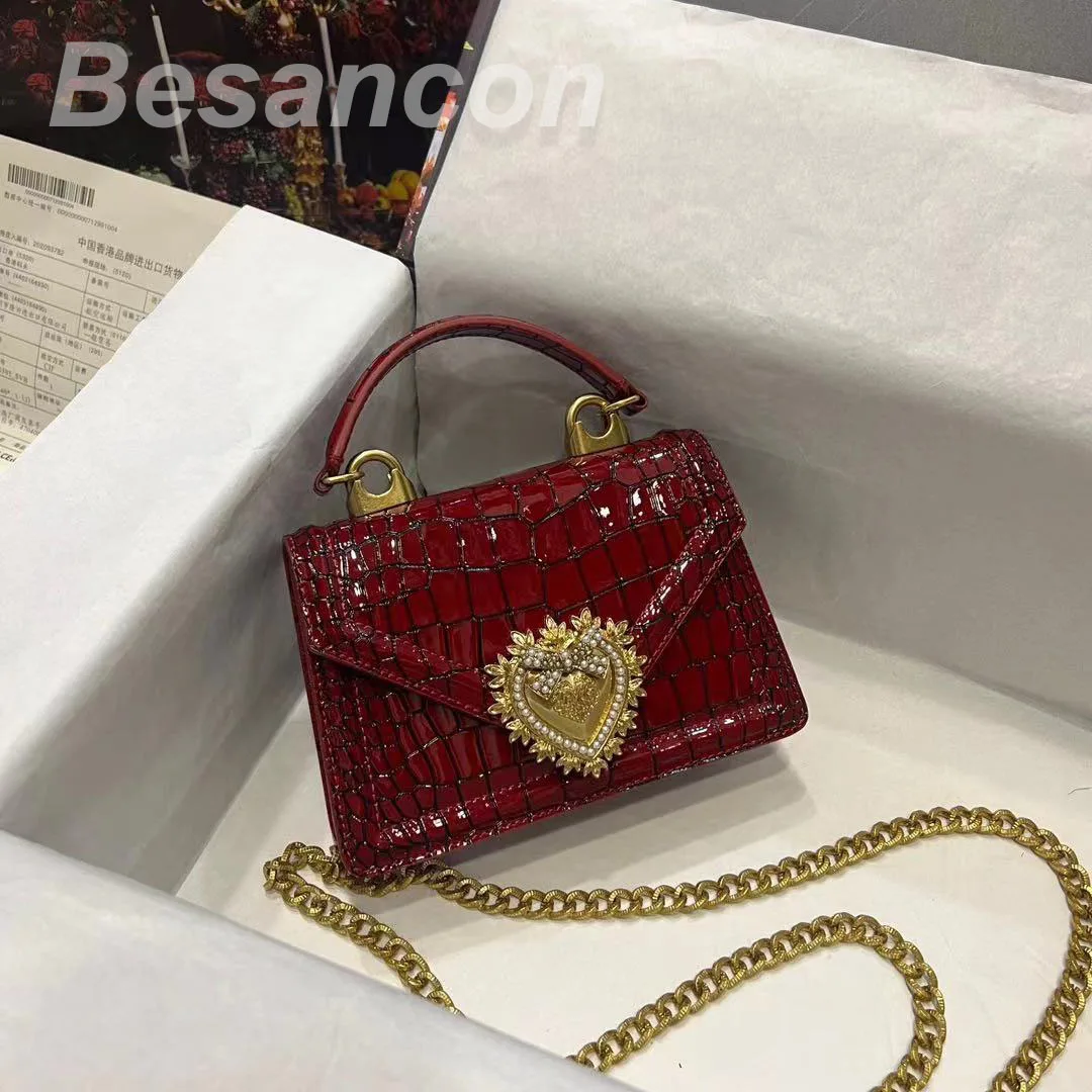 2024 New colours Classic styles Ladies\' Evening Clutch Cowhide Crocodile Gold  Shoulder bag Chain Flap design SIZE 19x4.5x13cm