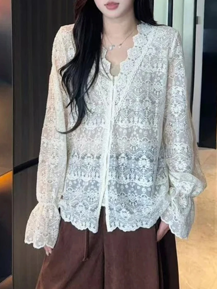 

Модная белая кружевная блузка с рукавами-колокол, женская, премиум-дизайн, в корейском стиле, свободного кроя, с круглым вырезом, укороченная