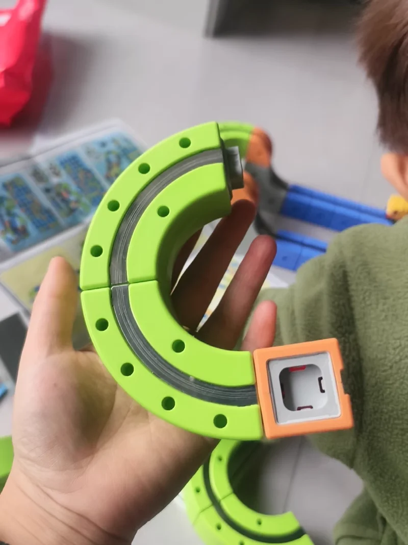 Mise à niveau d'interface de voiture ferroviaire de construction magnétique classique-jouet de construction éducatif STEM pour les enfants, cadeau d'apprentissage du développement