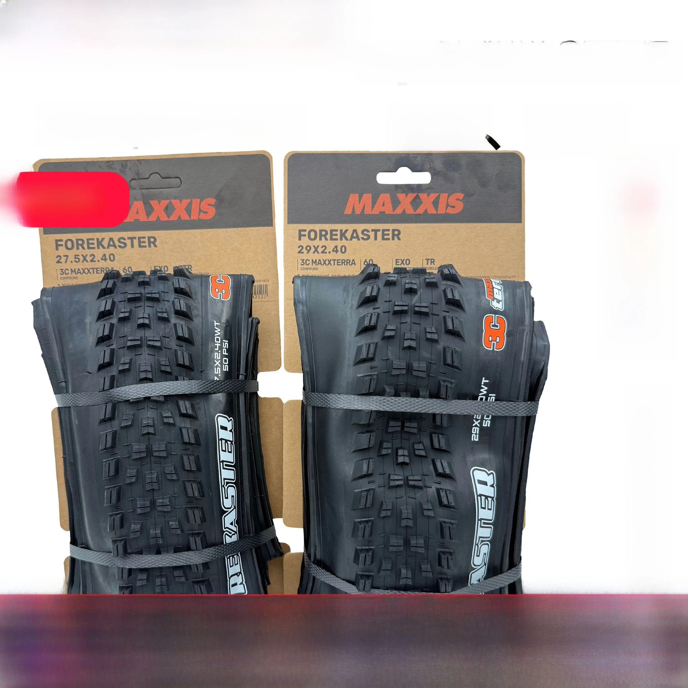 Maxxis Forekaster 27529X225 Mountain Bike Tyre 24 Particle Off