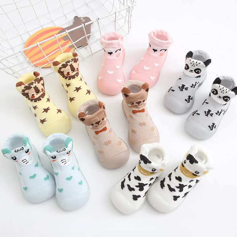 Baby Shoes Toddler Soft Rubber Sole First Walkers Cotton Baby Walking Shoes Cute Cartoon Animal Kids Shoe Anti-Slip Booties 1-4Y