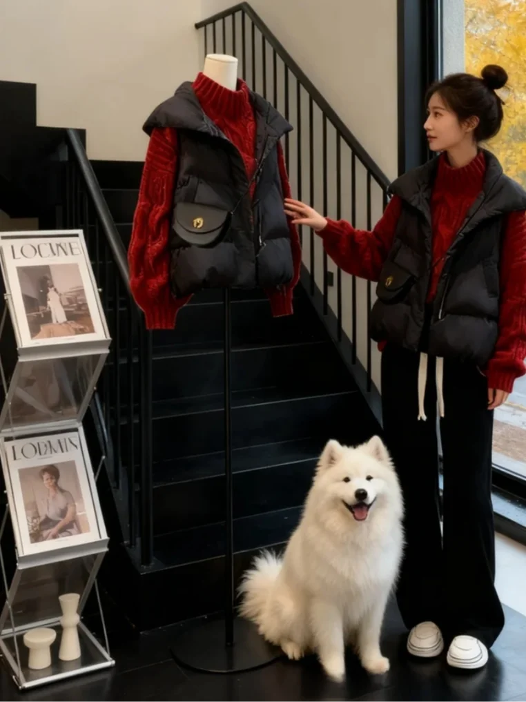 

Осенне-зимний комплект из трех предметов: женский хлопковый жилет-свитер в нежном стиле, вязаные красные повседневные брюки с широкими штанинами, модный образ