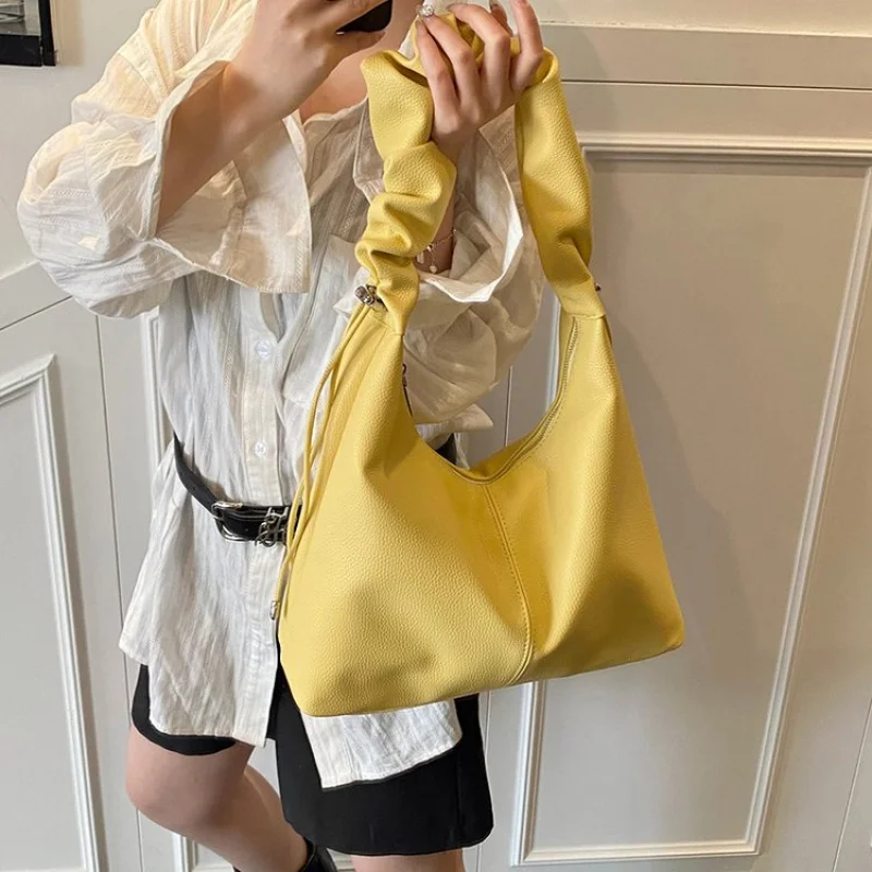 

Deluxe Women's Shoulder Bag Made Of Azalea-Patterned Leather Featuring Trendy Ukraine Casual Lightweight Daily Style