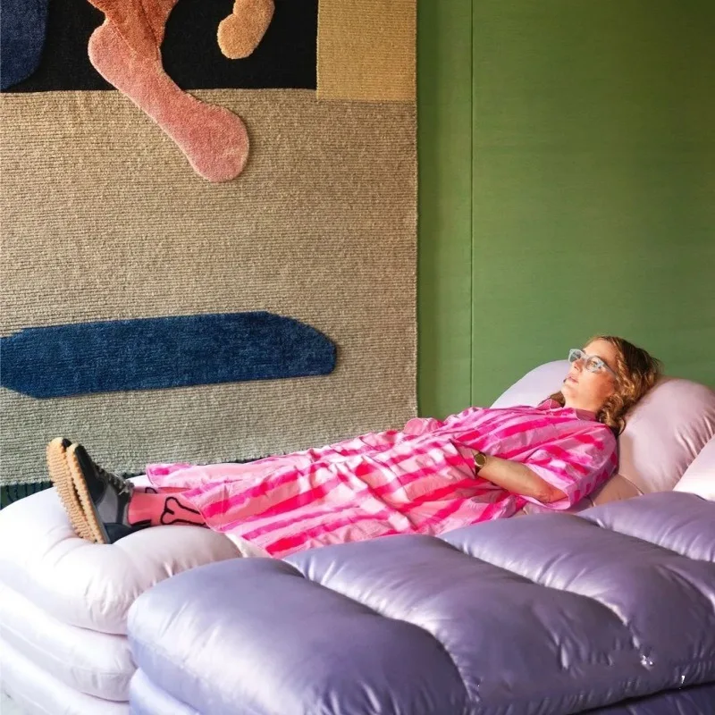 Weiches futuristisches Möbelsofa