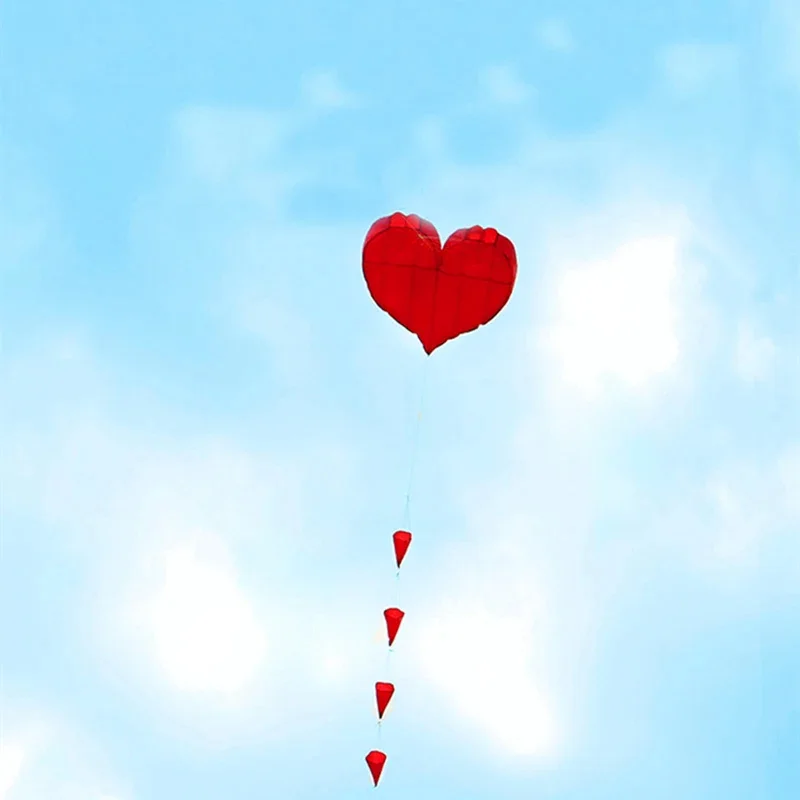 5m 러브 하트 소프트 연 플라이 나일론 패브릭 연 어린이를위한 야외 장난감 스포츠 장난감 성인을위한 연 바람 연 쌍안경 전원