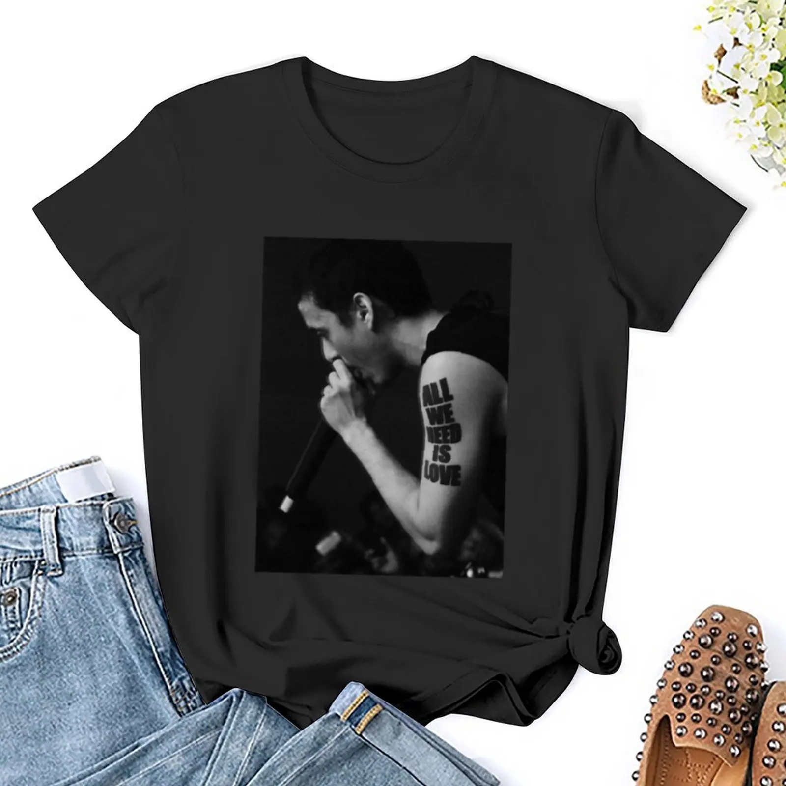 Camiseta Canserbero Merch Feminina, Camiseta, Secagem Rápida, Animal Print, Tudo o que Precisamos é Amor