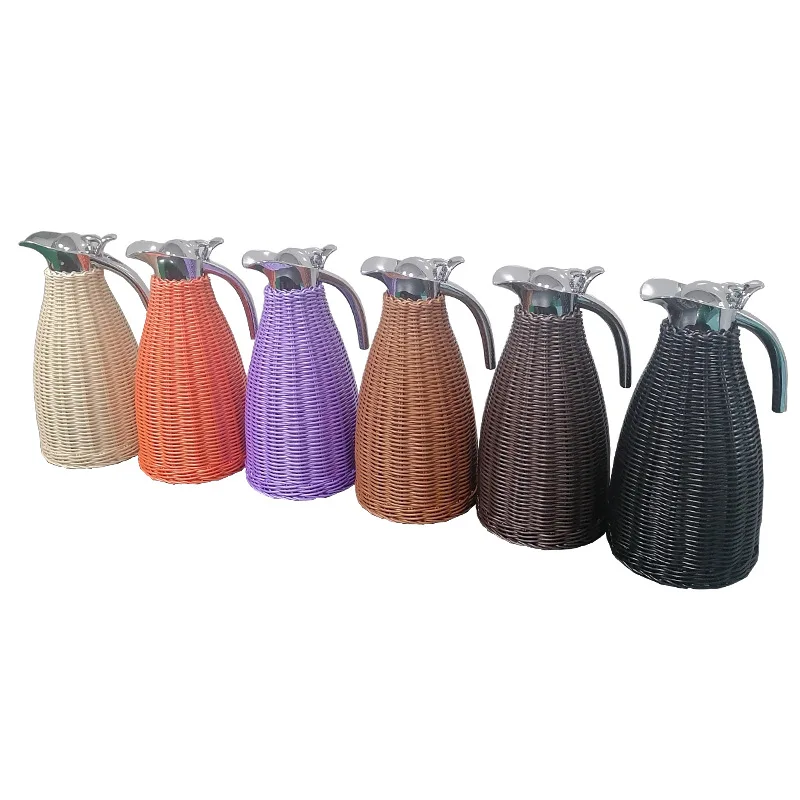

Large-Capacity Handmade Rattan Vacuum Thermos Kettle High Quality Family Hair Bottle Factory Direct Rattan Flask Coffee Flask