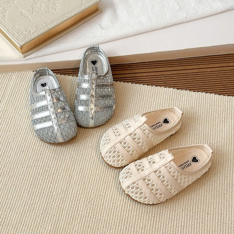 

Children Casual Cut-outs Sandals for Girls Summer New Fashion Korean Style Soft Bottom Anti-slippery Versatile Beach Shoes 23-35