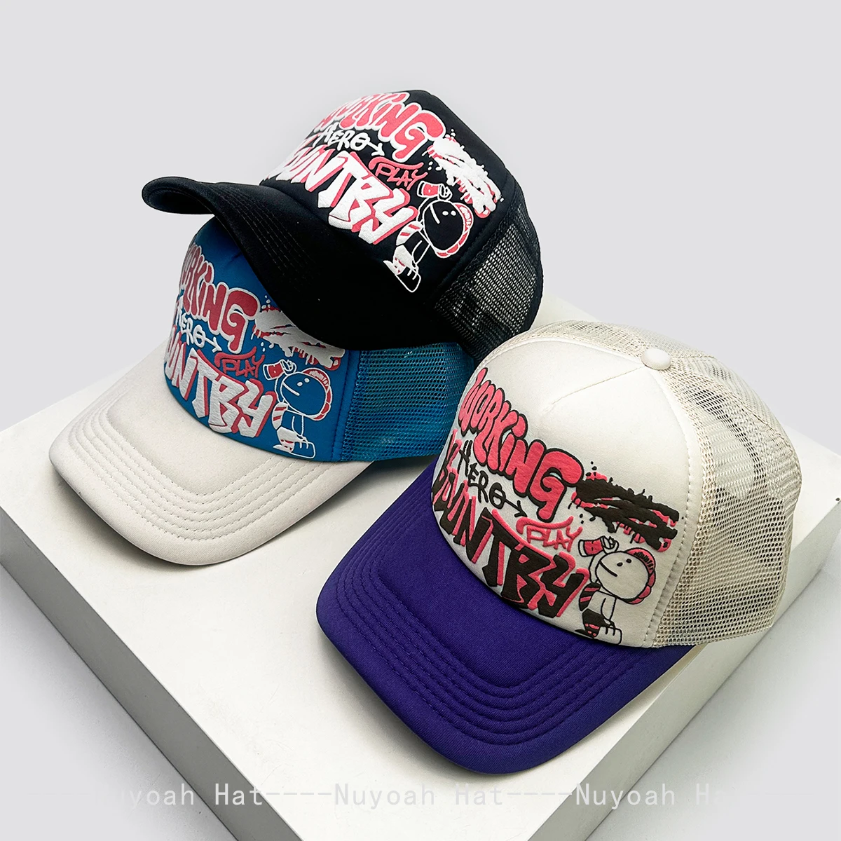 

New Unisex Cartoon Character Graffiti Printed Letter Baseball Hats Sunshade Color Block Breathable Trucker Caps Versatile Mesh